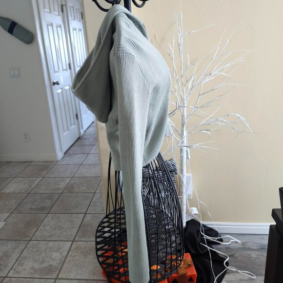 John Galt sage or lime green ribbed Long-sleeve zip up hooded crop top size XS/S - Picture 2 of 5